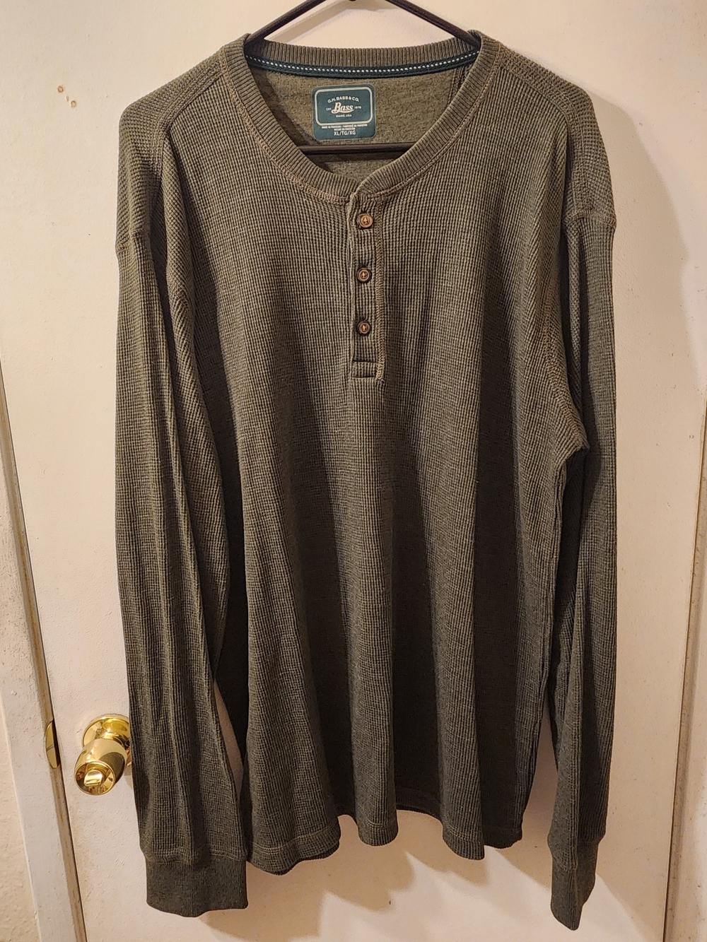 G.H. Bass & Co. Olive Green Long-Sleeve Thermal Henley Shirt - Men's